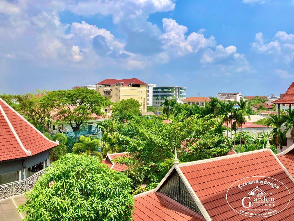 Garden Village Guesthouse & Pool Bar Сиемрип Экстерьер фото