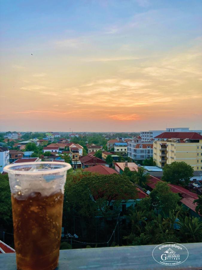 Garden Village Guesthouse & Pool Bar Сиемрип Экстерьер фото